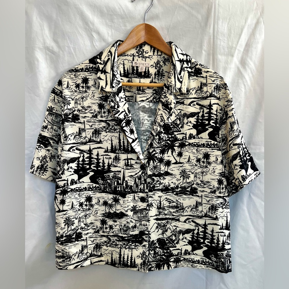 Retro Coastal Scenic Print Button Down Shirt, Size L